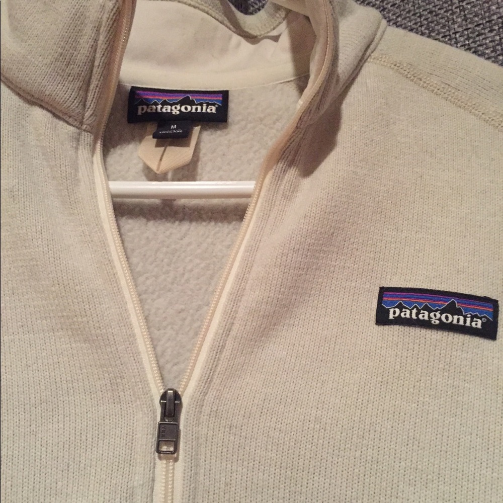 Patagonia quarter zip fleece